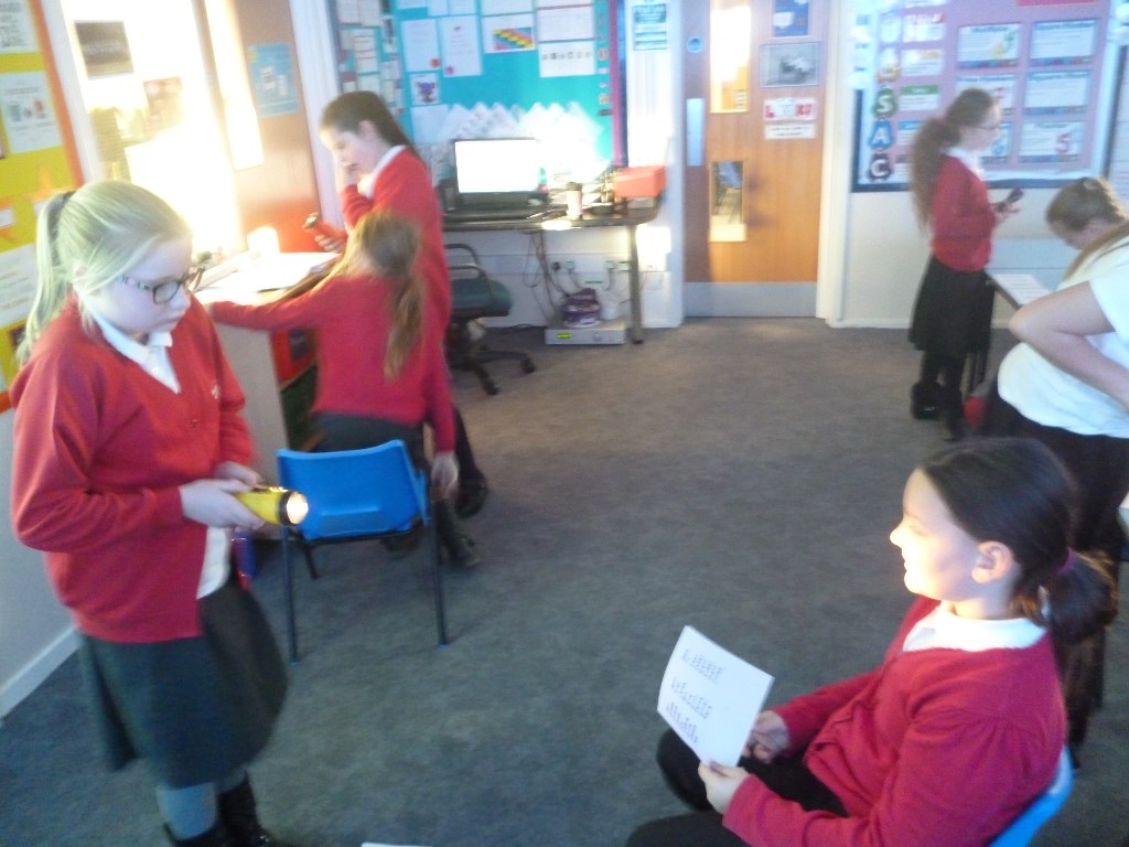 Y5-Sending-Messages-Using-Morse-Code-5